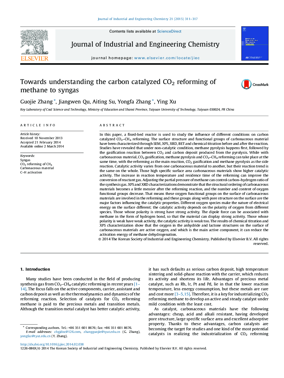 Towards understanding the carbon catalyzed CO2 reforming of methane to syngas