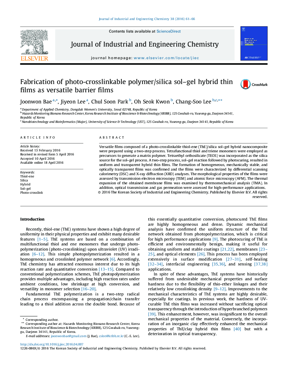 Fabrication of photo-crosslinkable polymer/silica sol–gel hybrid thin films as versatile barrier films