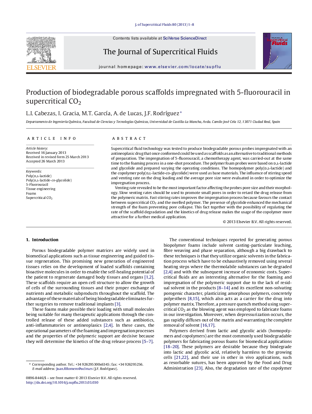 Production of biodegradable porous scaffolds impregnated with 5-fluorouracil in supercritical CO2