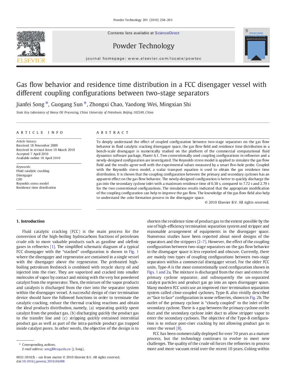 Gas flow behavior and residence time distribution in a FCC disengager vessel with different coupling configurations between two-stage separators