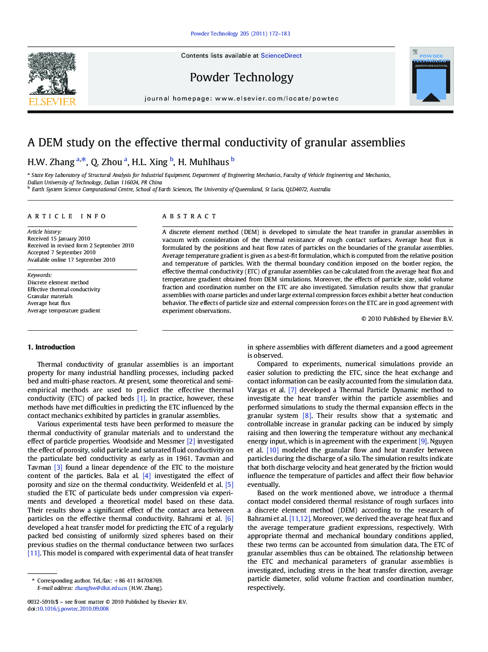 A DEM study on the effective thermal conductivity of granular assemblies