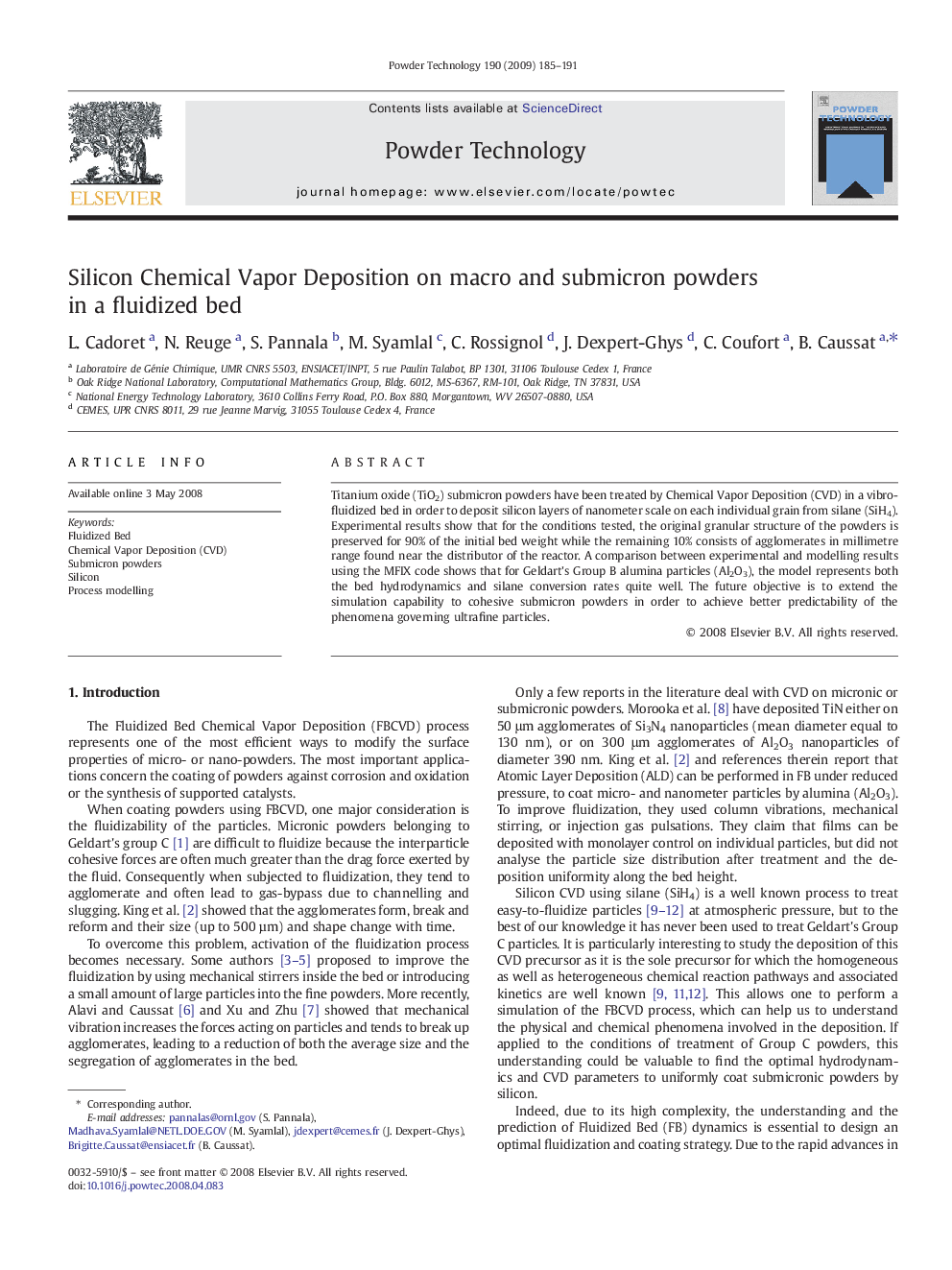 Silicon Chemical Vapor Deposition on macro and submicron powders in a fluidized bed