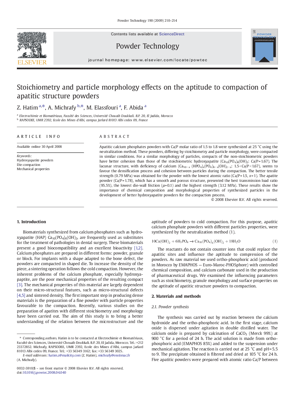 Stoichiometry and particle morphology effects on the aptitude to compaction of apatitic structure powders