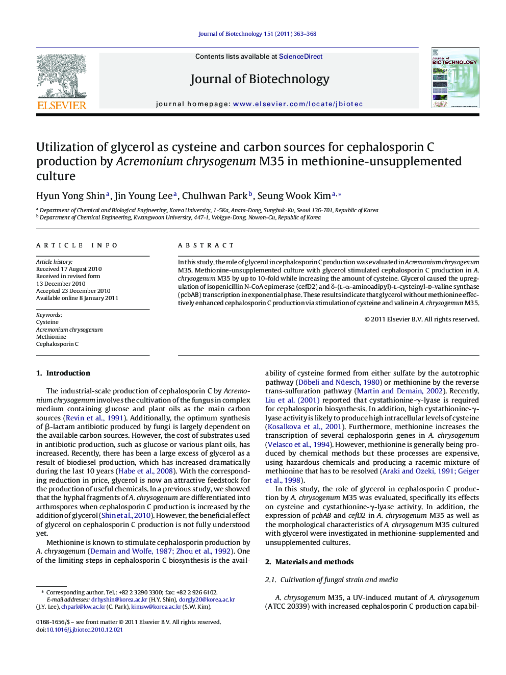 Utilization of glycerol as cysteine and carbon sources for cephalosporin C production by Acremonium chrysogenum M35 in methionine-unsupplemented culture