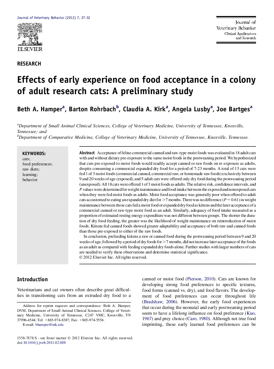 Effects of early experience on food acceptance in a colony of adult research cats: A preliminary study