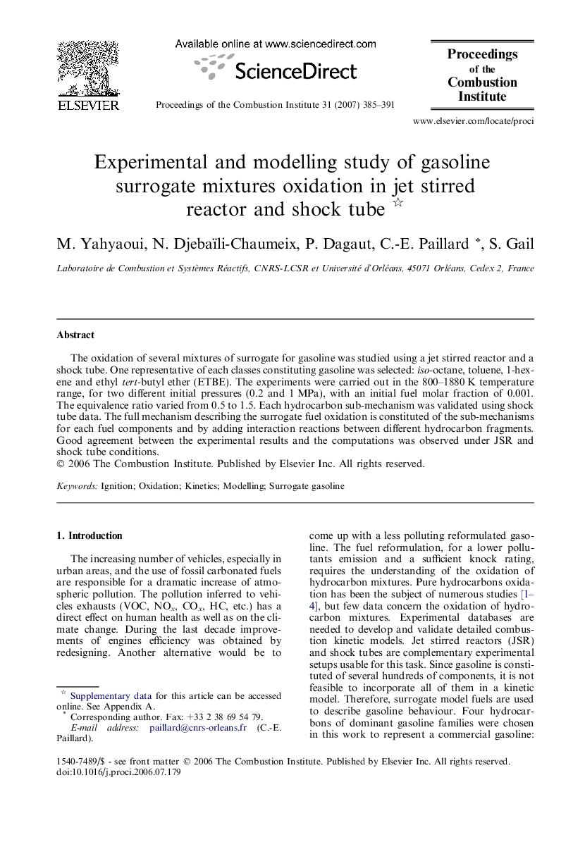 Experimental and modelling study of gasoline surrogate mixtures oxidation in jet stirred reactor and shock tube 