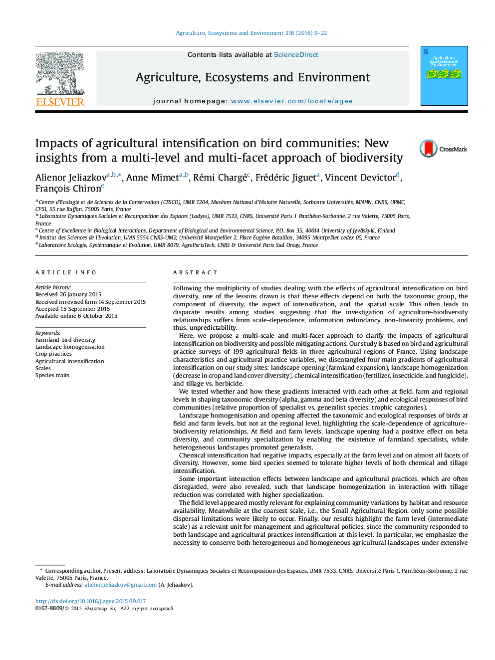 Impacts of agricultural intensification on bird communities: New insights from a multi-level and multi-facet approach of biodiversity