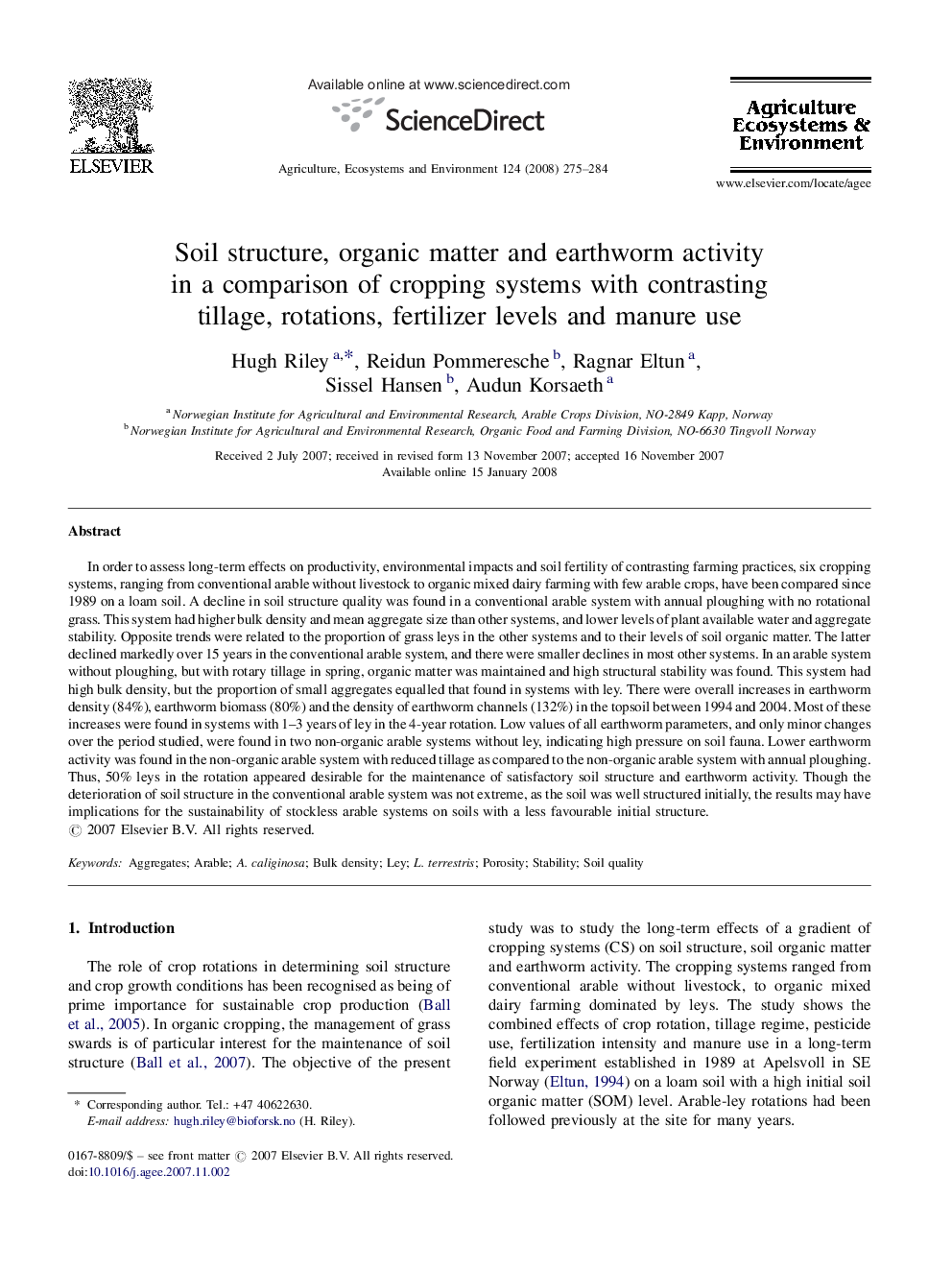 Soil structure, organic matter and earthworm activity in a comparison of cropping systems with contrasting tillage, rotations, fertilizer levels and manure use