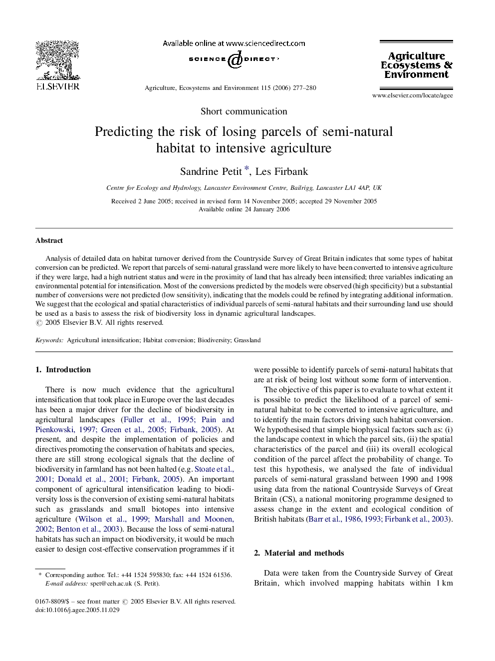 Predicting the risk of losing parcels of semi-natural habitat to intensive agriculture