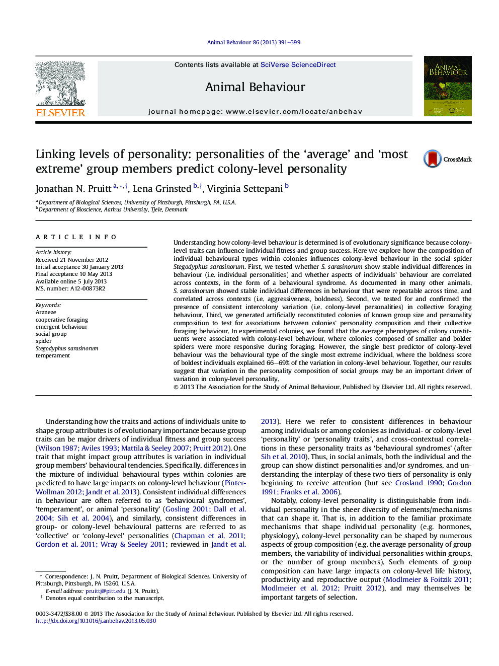 Linking levels of personality: personalities of the ‘average’ and ‘most extreme’ group members predict colony-level personality