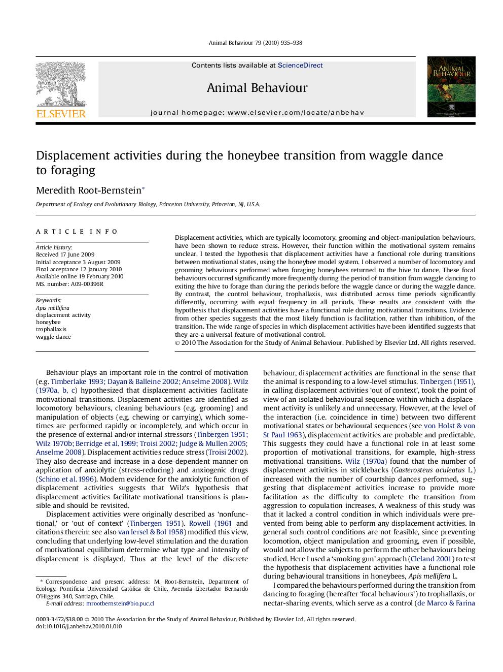 Displacement activities during the honeybee transition from waggle dance to foraging