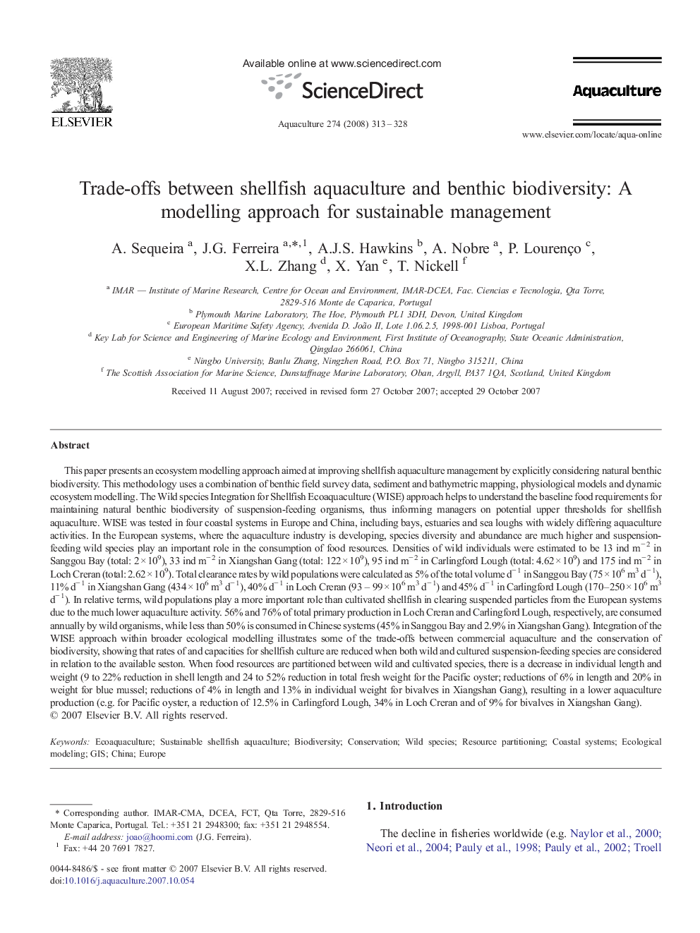 Trade-offs between shellfish aquaculture and benthic biodiversity: A modelling approach for sustainable management