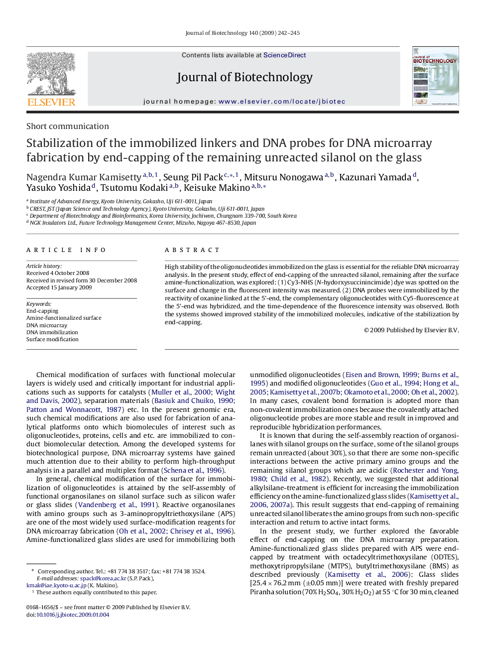 Stabilization of the immobilized linkers and DNA probes for DNA microarray fabrication by end-capping of the remaining unreacted silanol on the glass