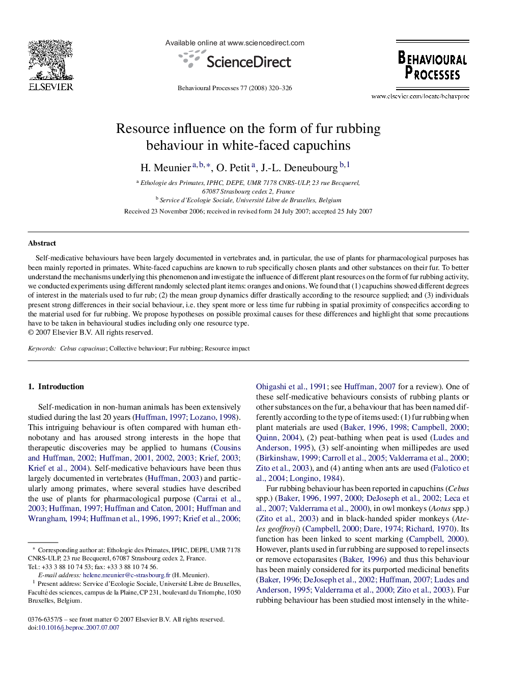 Resource influence on the form of fur rubbing behaviour in white-faced capuchins