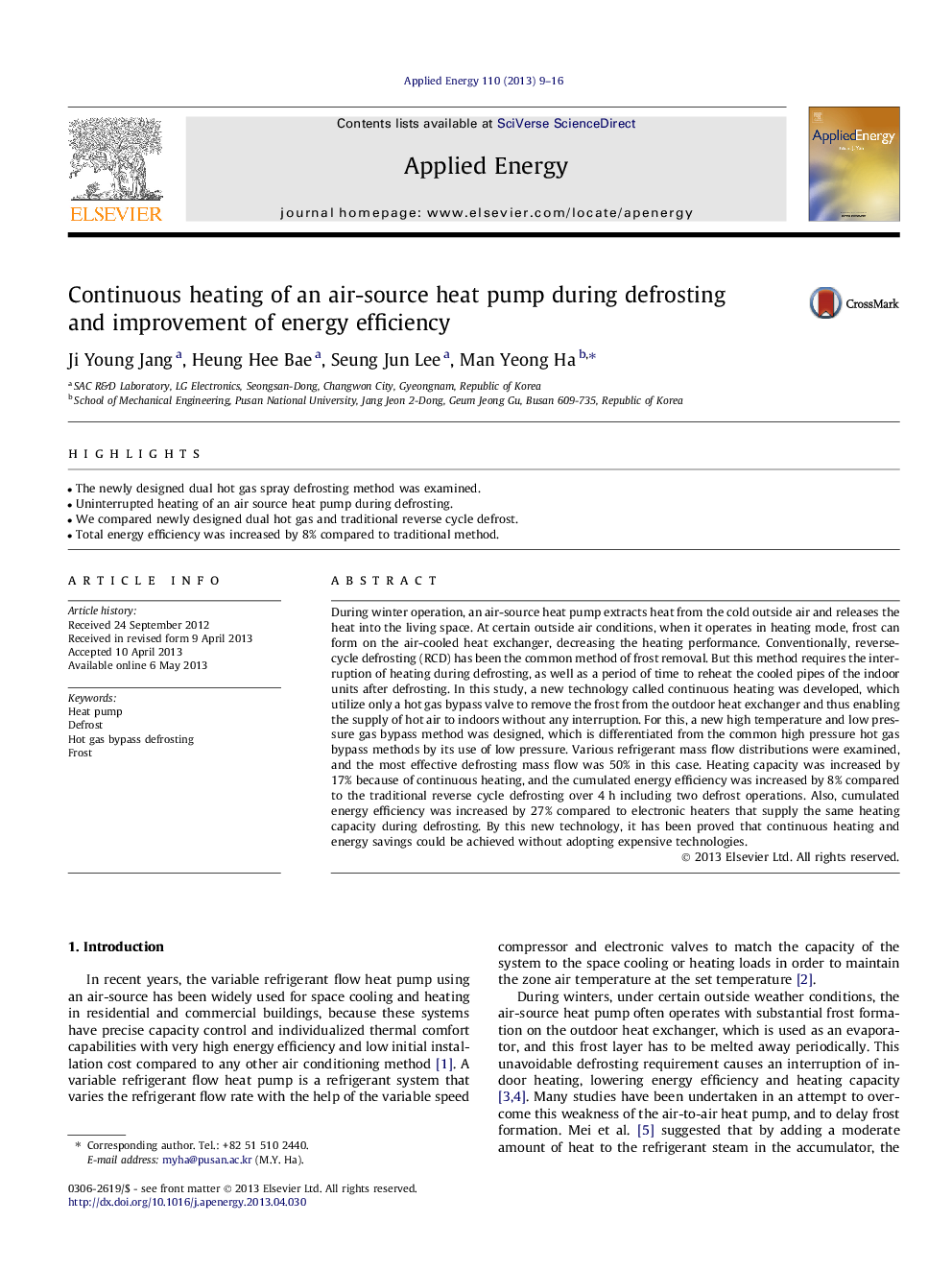 Continuous heating of an air-source heat pump during defrosting and improvement of energy efficiency