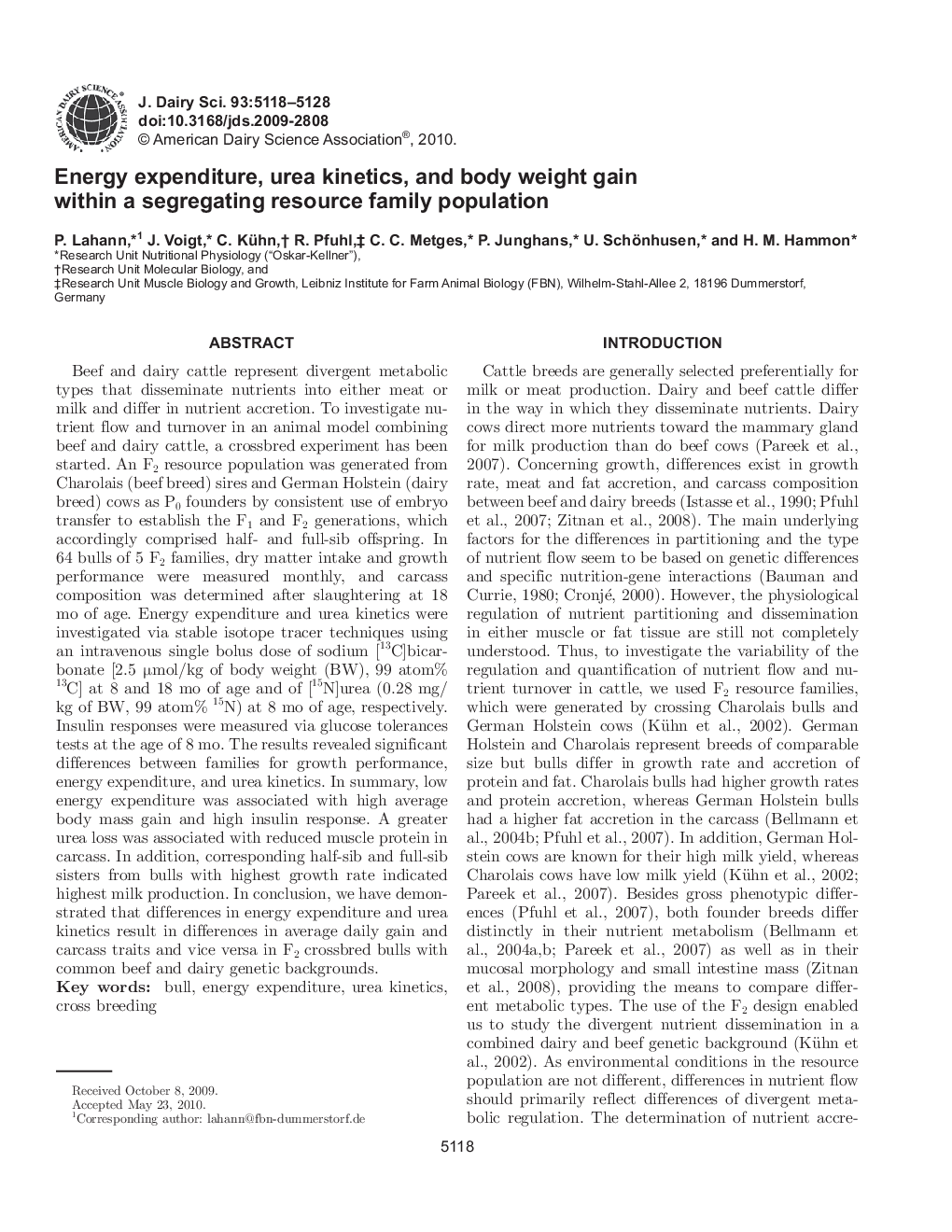 Energy expenditure, urea kinetics, and body weight gain within a segregating resource family population