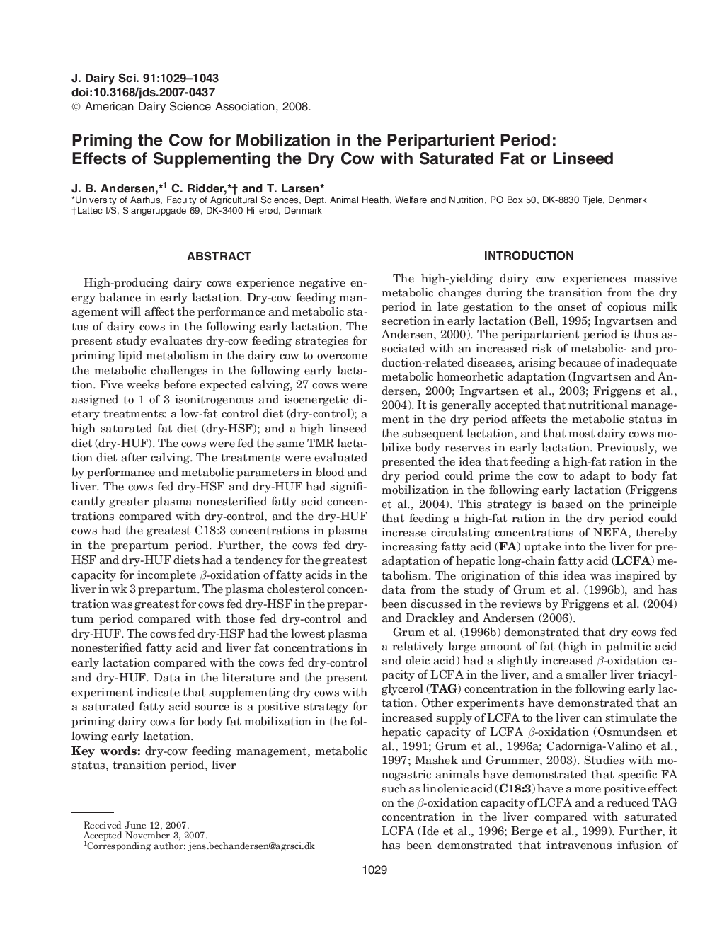 Priming the Cow for Mobilization in the Periparturient Period: Effects of Supplementing the Dry Cow with Saturated Fat or Linseed