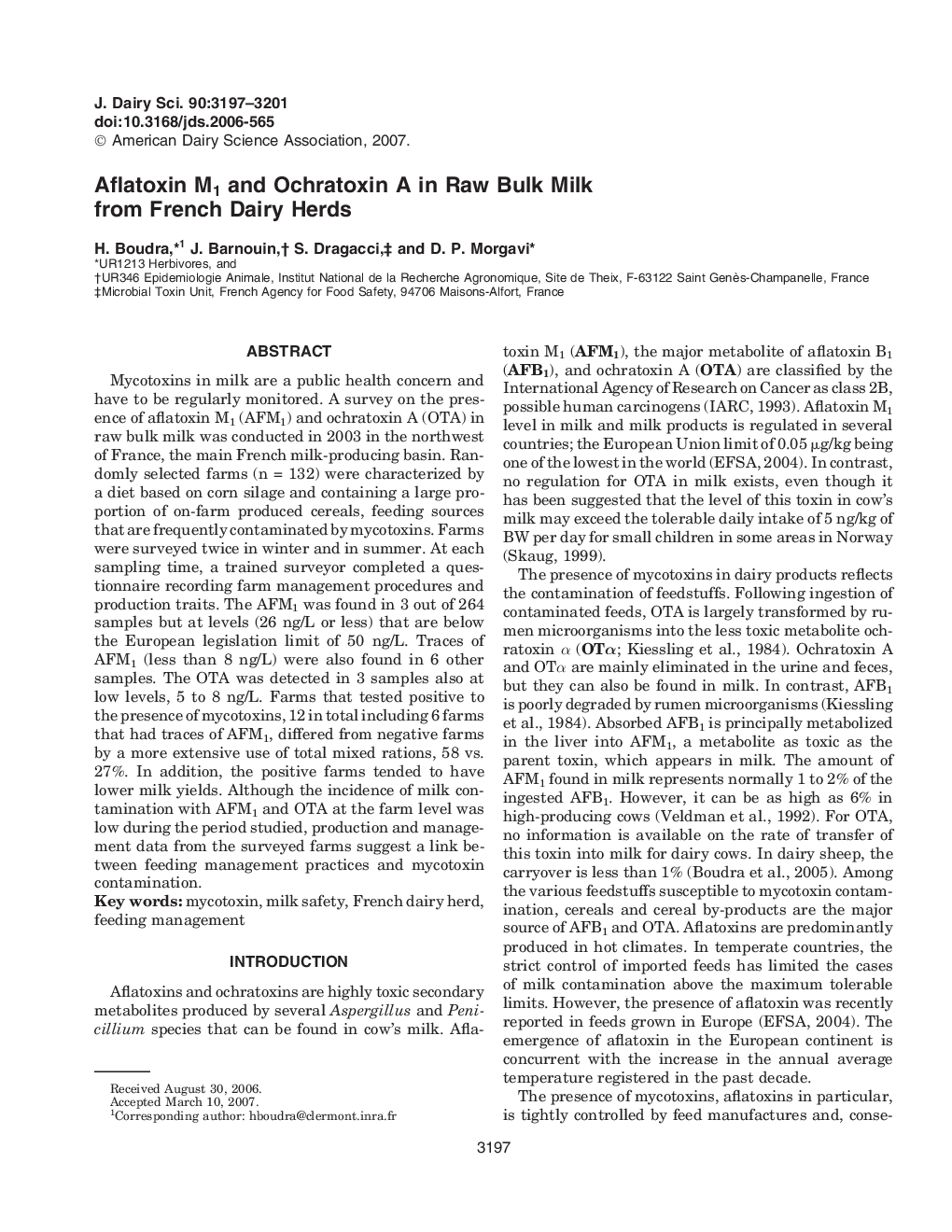 Aflatoxin M1 and Ochratoxin A in Raw Bulk Milk from French Dairy Herds