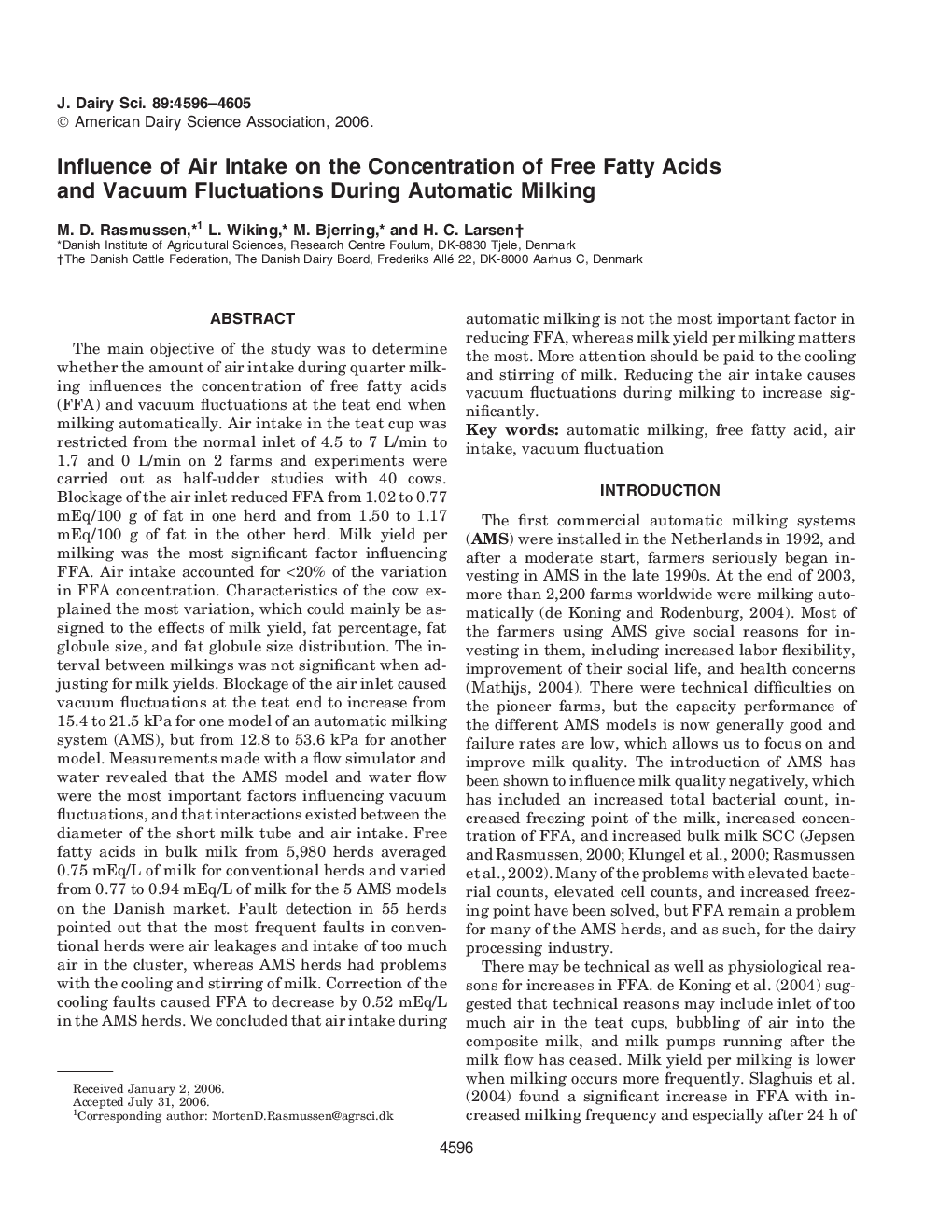 Influence of Air Intake on the Concentration of Free Fatty Acids and Vacuum Fluctuations During Automatic Milking