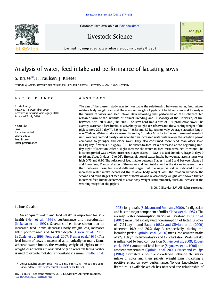 Analysis of water, feed intake and performance of lactating sows