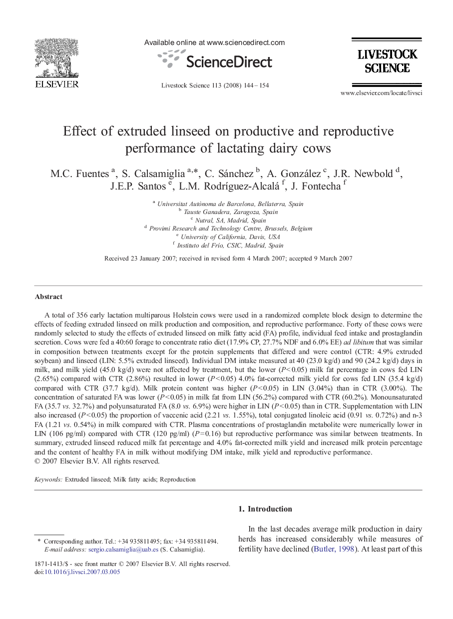 Effect of extruded linseed on productive and reproductive performance of lactating dairy cows