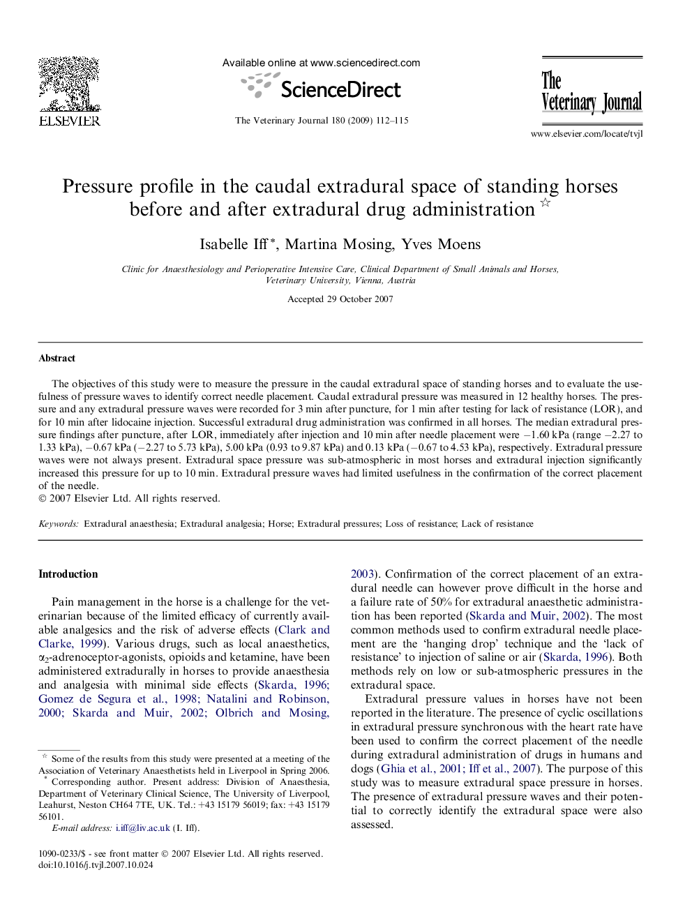 Pressure profile in the caudal extradural space of standing horses before and after extradural drug administration 