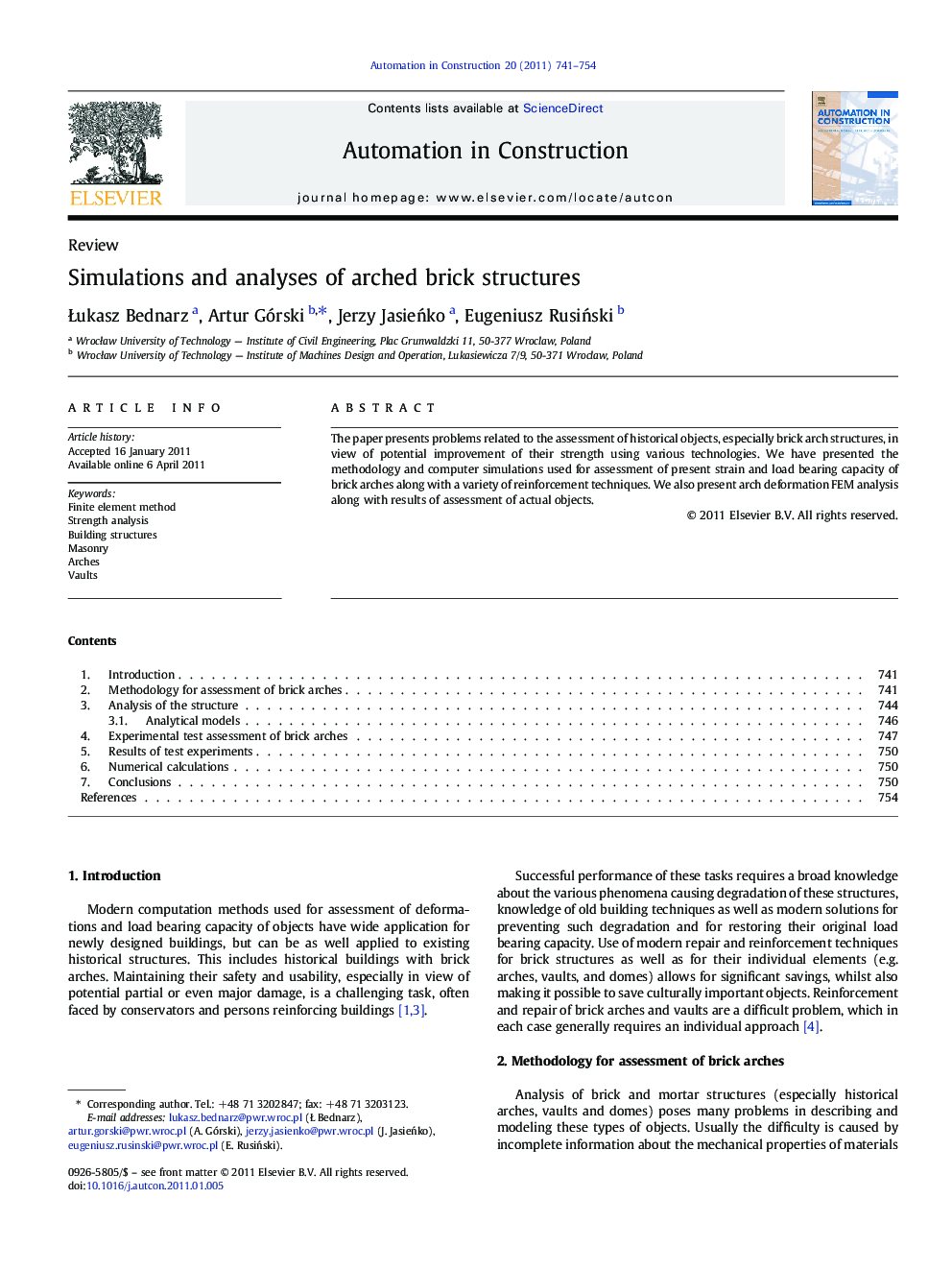 Simulations and analyses of arched brick structures