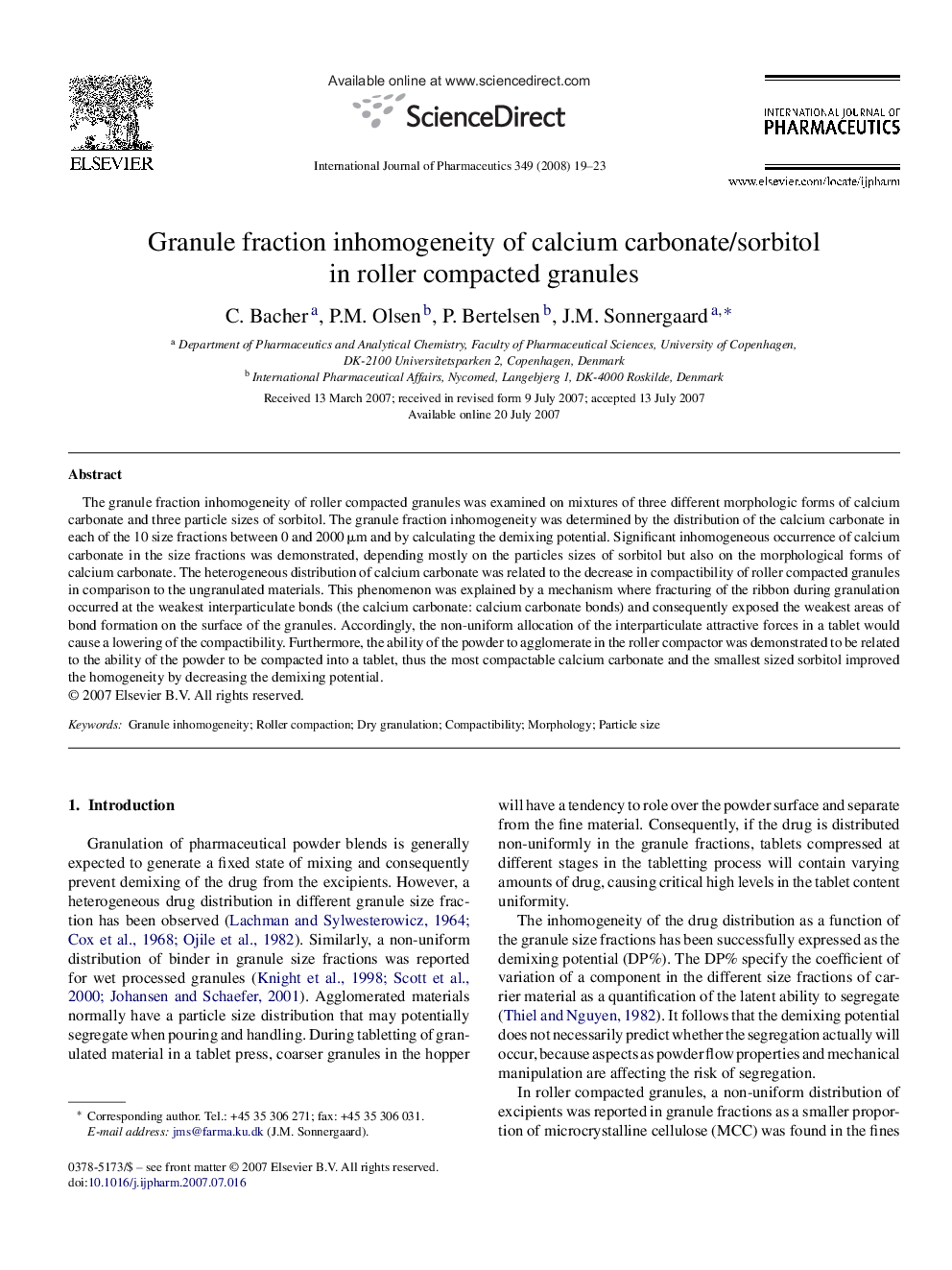 Granule fraction inhomogeneity of calcium carbonate/sorbitol in roller compacted granules