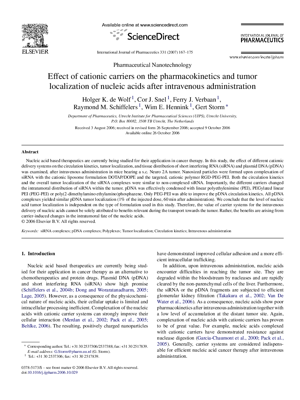 Effect of cationic carriers on the pharmacokinetics and tumor localization of nucleic acids after intravenous administration