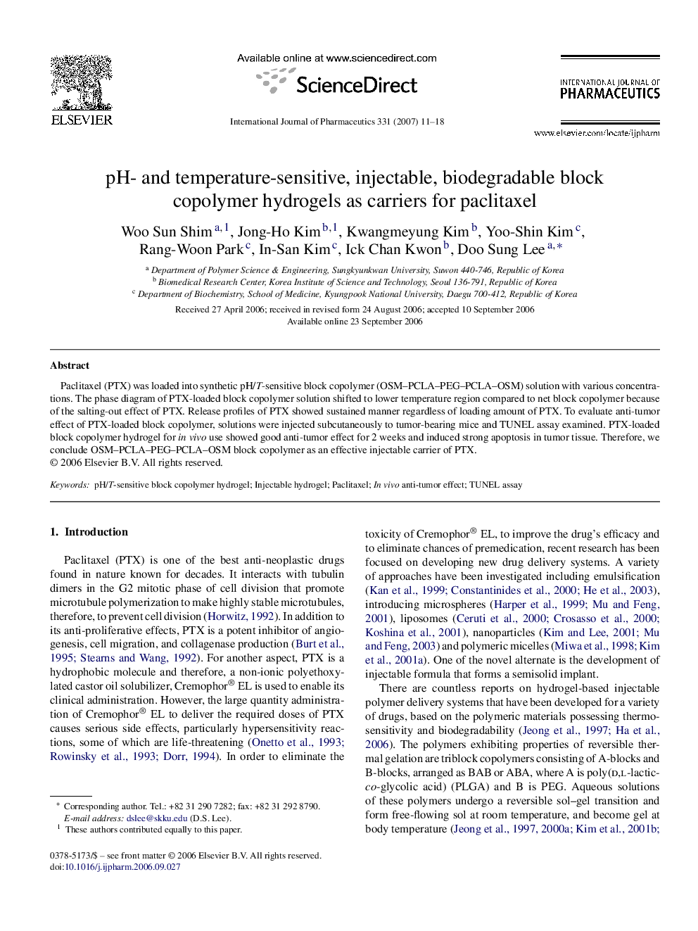 pH- and temperature-sensitive, injectable, biodegradable block copolymer hydrogels as carriers for paclitaxel