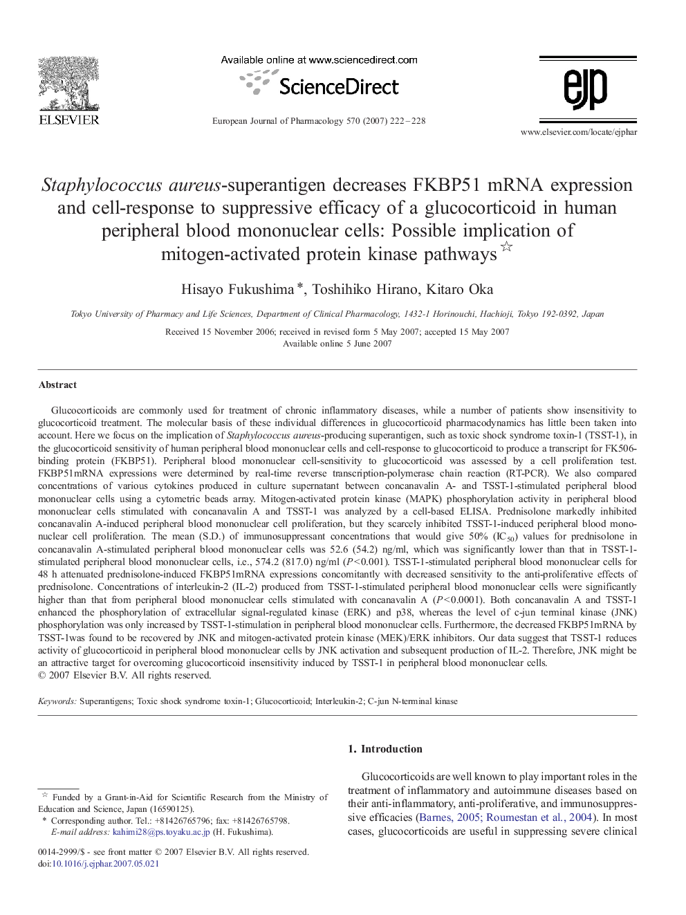 Staphylococcus aureus-superantigen decreases FKBP51 mRNA expression and cell-response to suppressive efficacy of a glucocorticoid in human peripheral blood mononuclear cells: Possible implication of mitogen-activated protein kinase pathways 