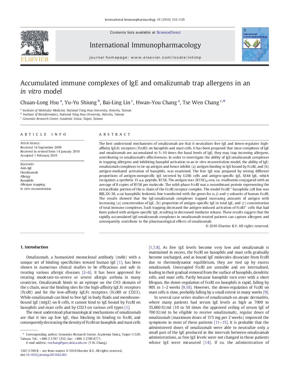 Accumulated immune complexes of IgE and omalizumab trap allergens in an in vitro model