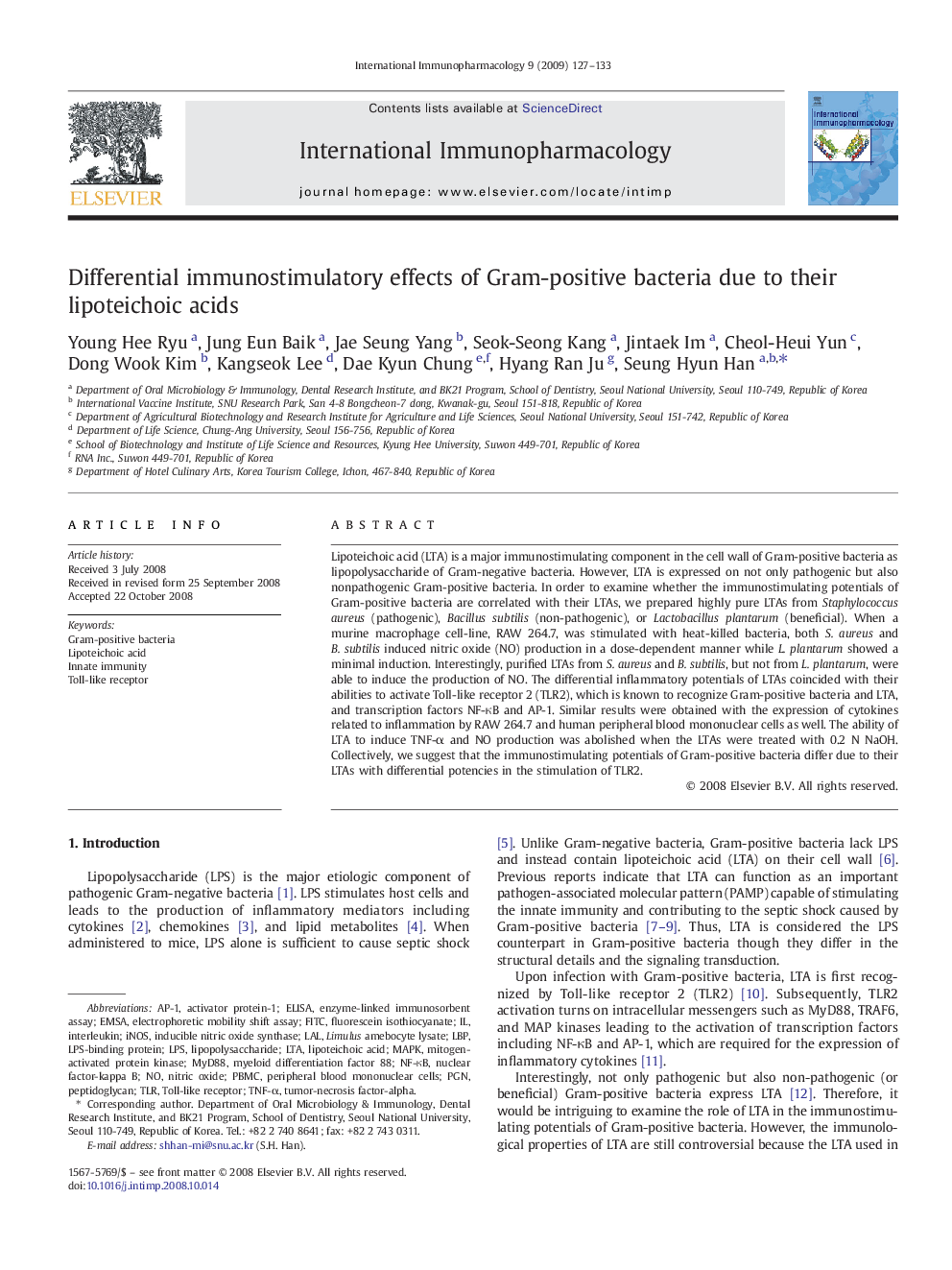 Differential immunostimulatory effects of Gram-positive bacteria due to their lipoteichoic acids