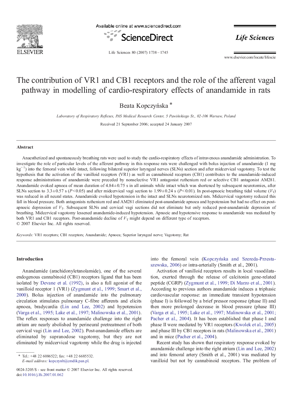 The contribution of VR1 and CB1 receptors and the role of the afferent vagal pathway in modelling of cardio-respiratory effects of anandamide in rats