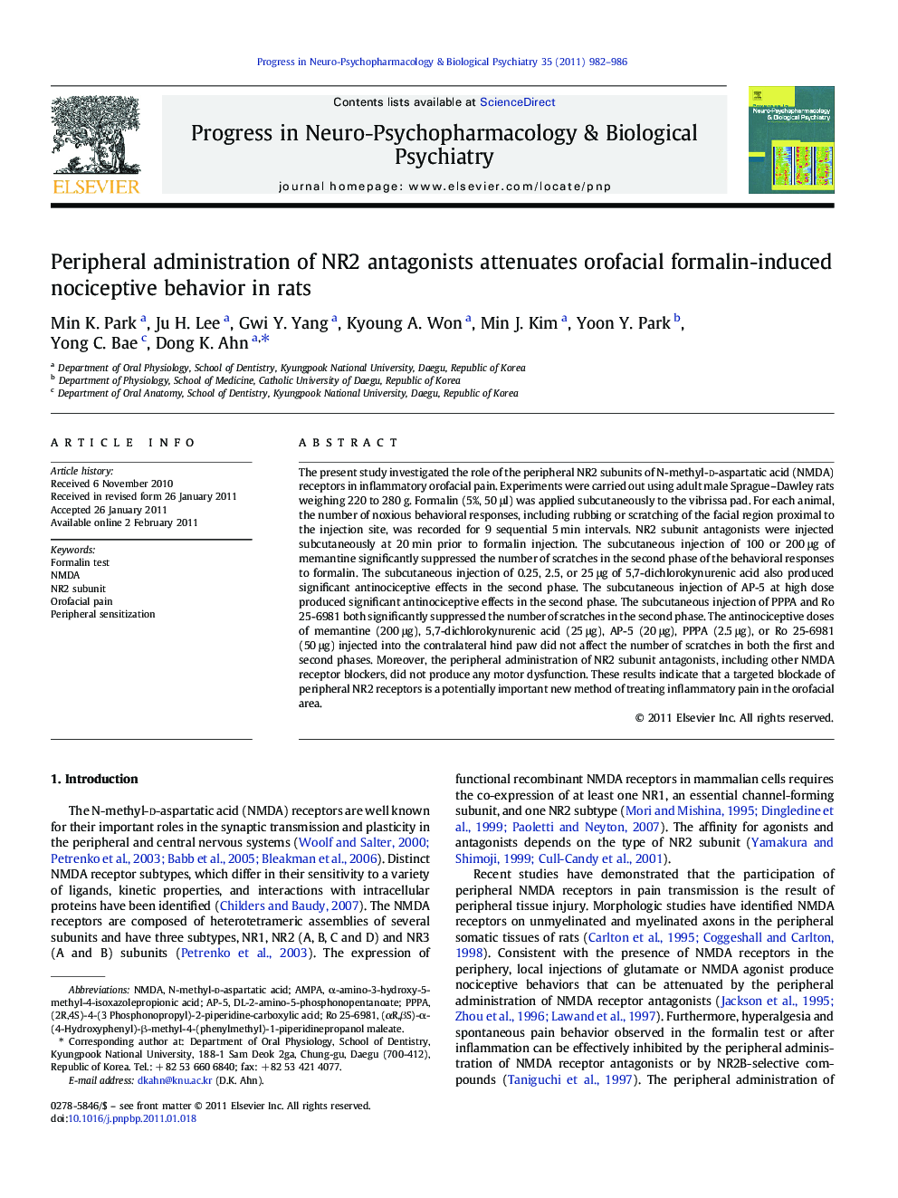 Peripheral administration of NR2 antagonists attenuates orofacial formalin-induced nociceptive behavior in rats