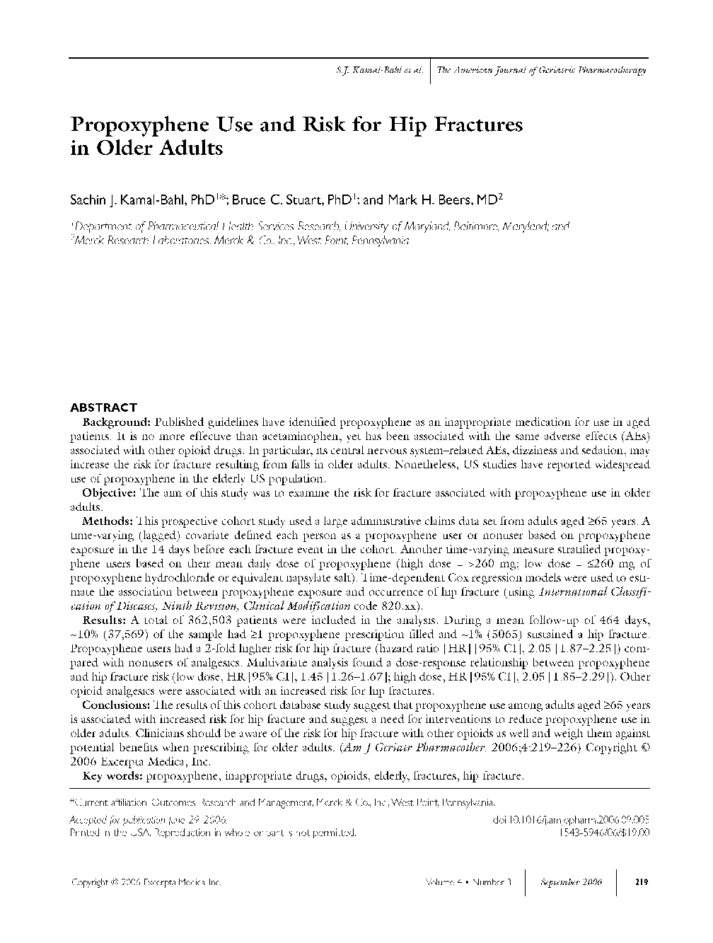 Propoxyphene use and risk for hip fractures in older adults