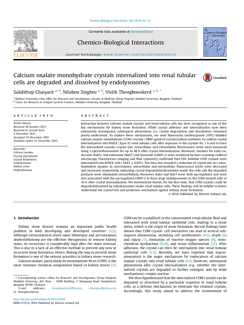 Calcium oxalate monohydrate crystals internalized into renal tubular cells are degraded and dissolved by endolysosomes