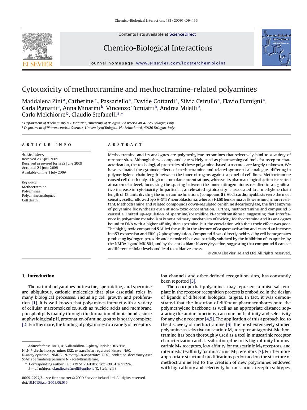 Cytotoxicity of methoctramine and methoctramine-related polyamines