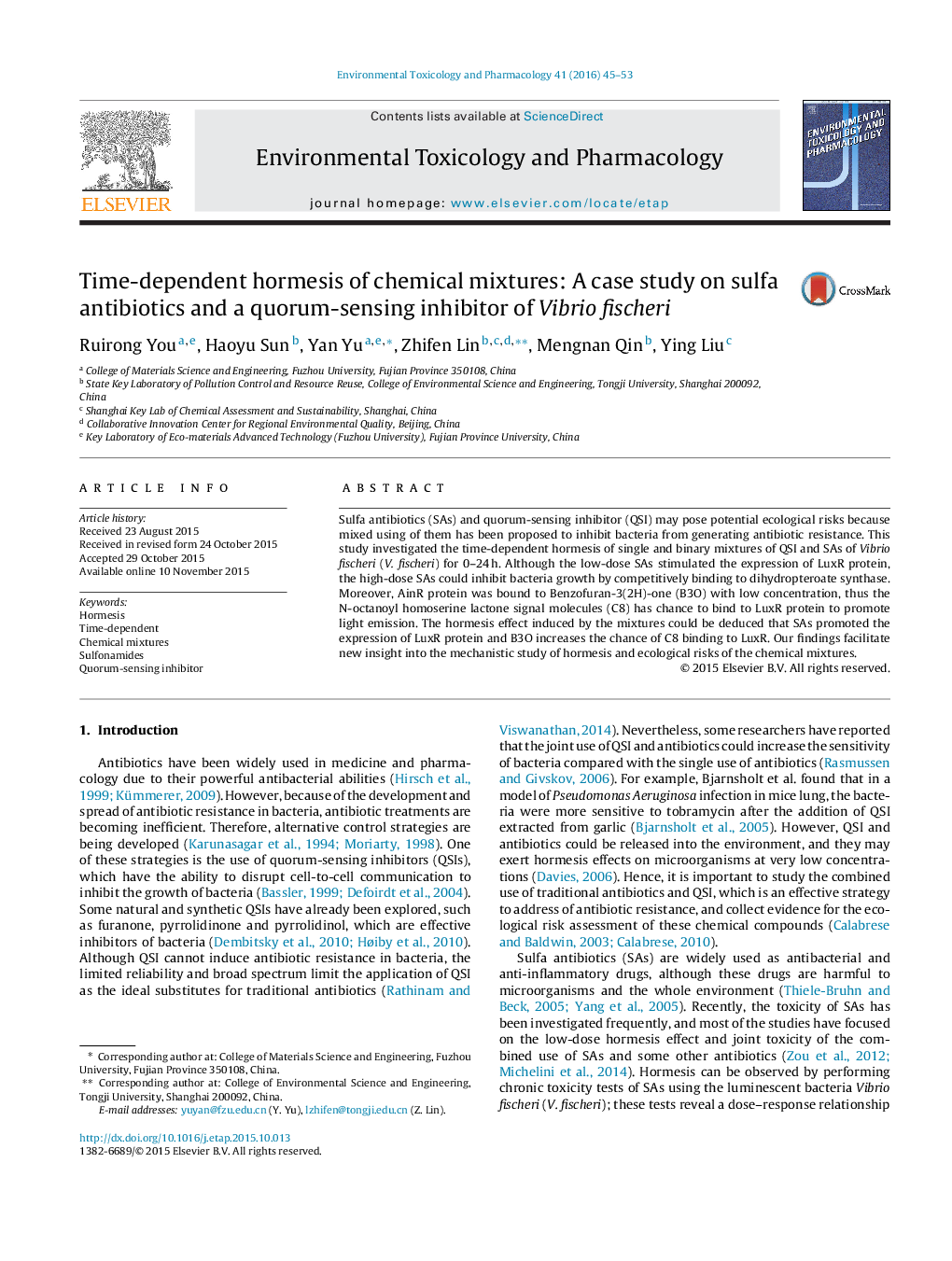 Time-dependent hormesis of chemical mixtures: A case study on sulfa antibiotics and a quorum-sensing inhibitor of Vibrio fischeri