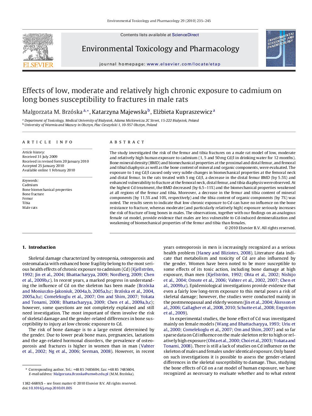 Effects of low, moderate and relatively high chronic exposure to cadmium on long bones susceptibility to fractures in male rats