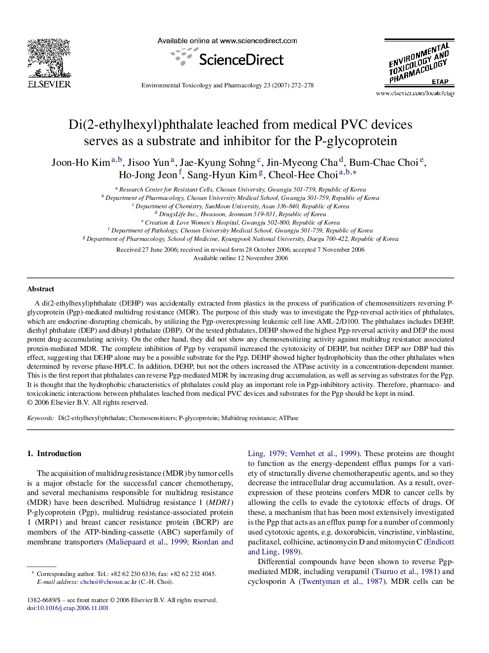 Di(2-ethylhexyl)phthalate leached from medical PVC devices serves as a substrate and inhibitor for the P-glycoprotein