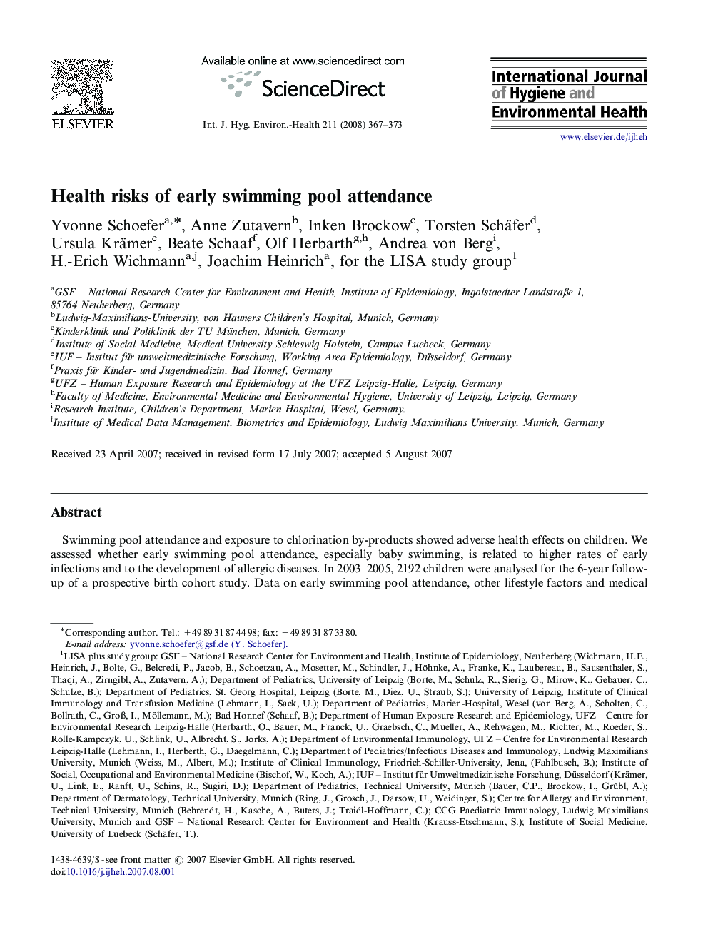 Health risks of early swimming pool attendance