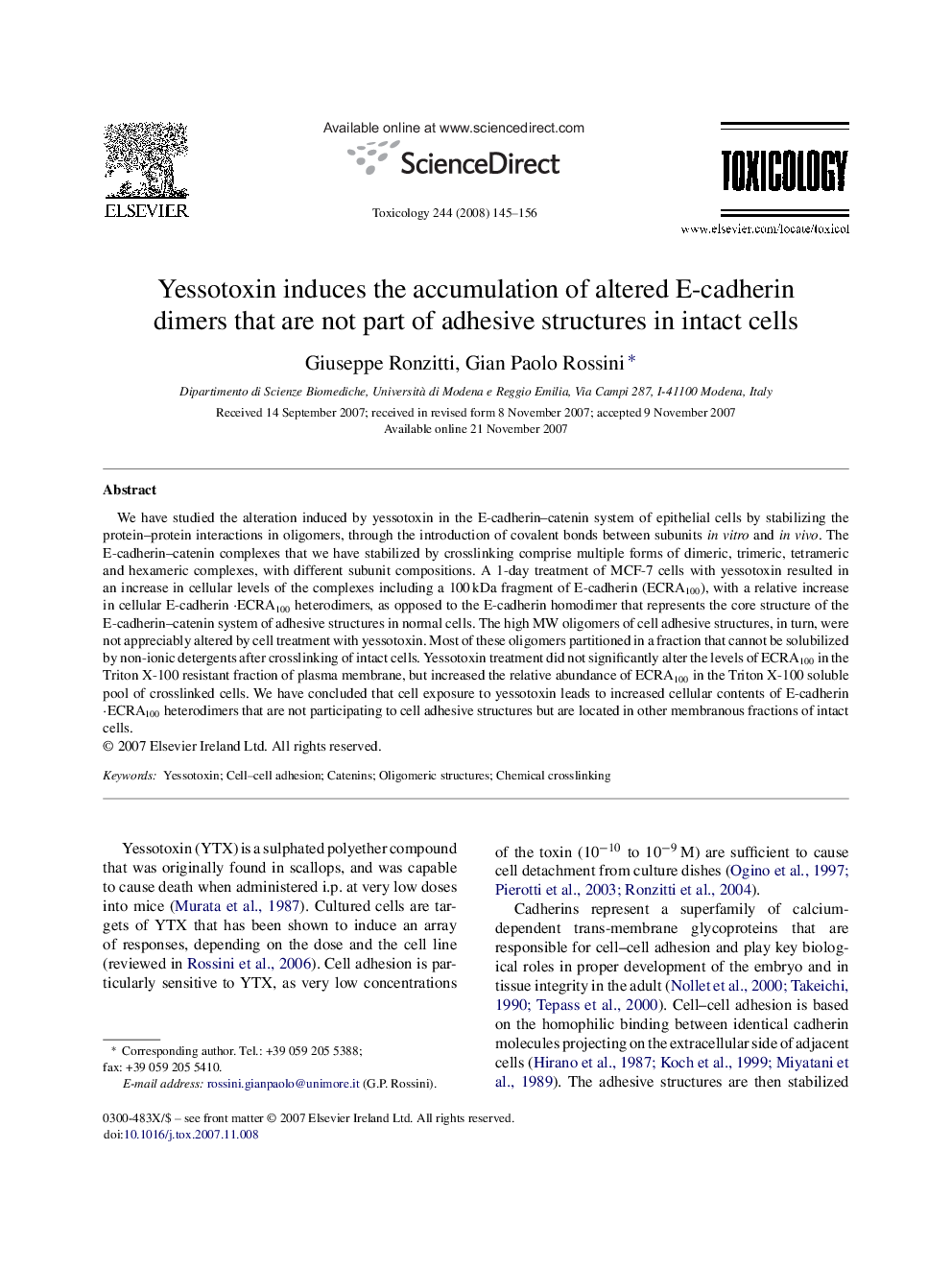 Yessotoxin induces the accumulation of altered E-cadherin dimers that are not part of adhesive structures in intact cells