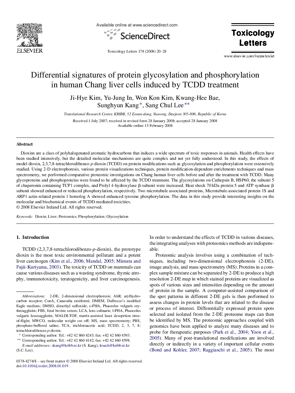 Differential signatures of protein glycosylation and phosphorylation in human Chang liver cells induced by TCDD treatment