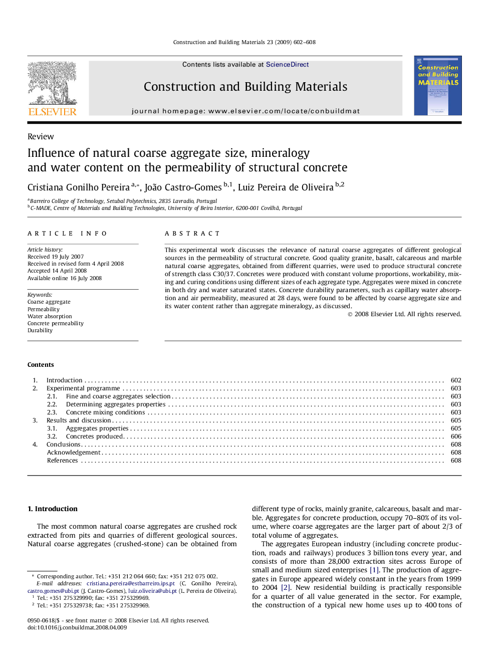 Influence of natural coarse aggregate size, mineralogy and water content on the permeability of structural concrete