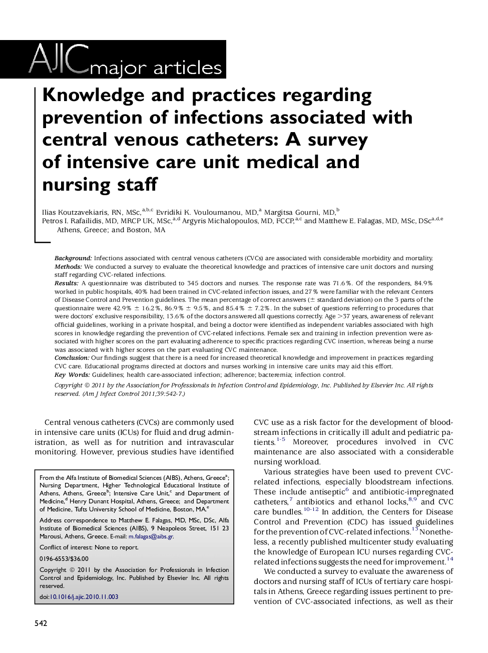 Knowledge and practices regarding prevention of infections associated with central venous catheters: A survey of intensive care unit medical and nursing staff 