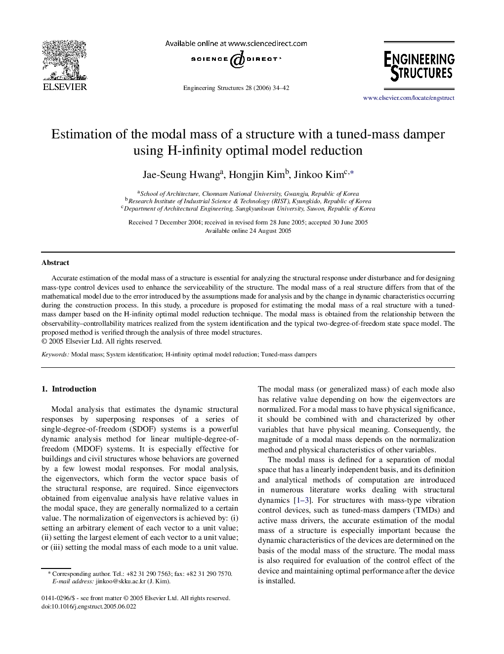 Estimation of the modal mass of a structure with a tuned-mass damper using H-infinity optimal model reduction