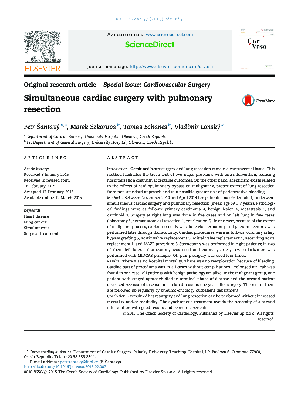 Simultaneous cardiac surgery with pulmonary resection