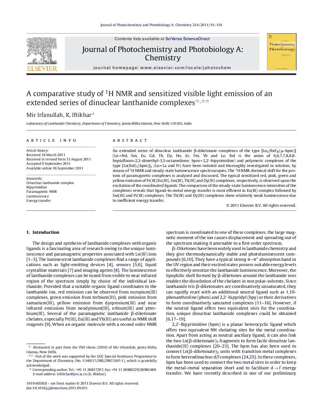 A comparative study of 1H NMR and sensitized visible light emission of an extended series of dinuclear lanthanide complexes 