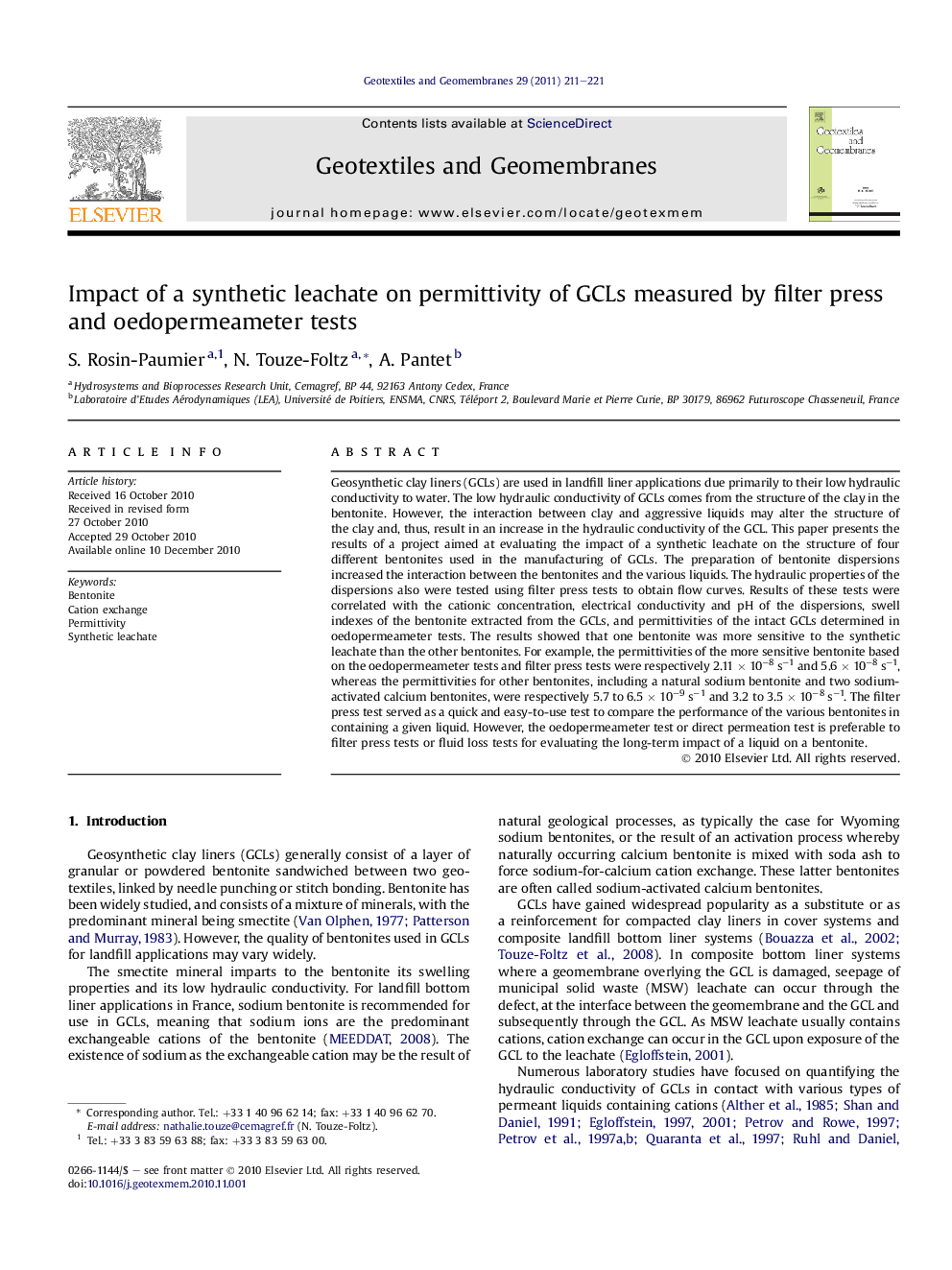 Impact of a synthetic leachate on permittivity of GCLs measured by filter press and oedopermeameter tests